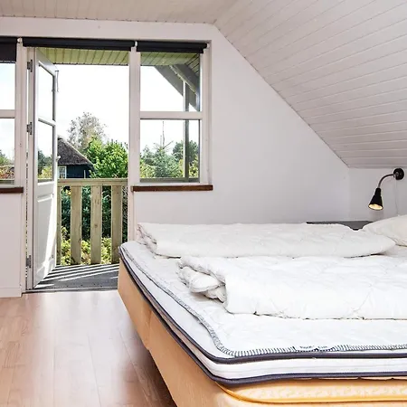 8 Person In Ulfborg-by Traum